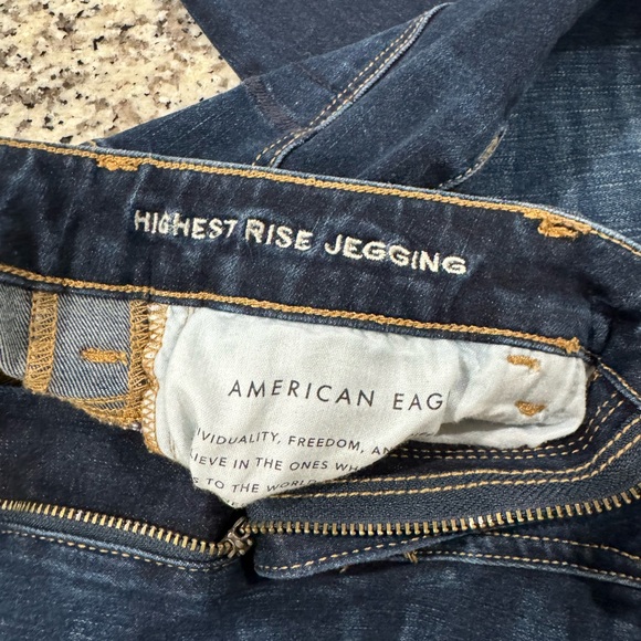 American Eagle Jeggings - Picture 2 of 5